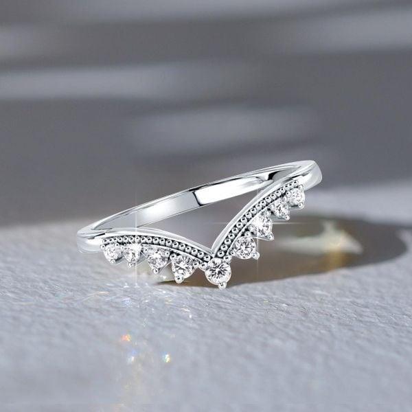 Milgrain Chevron Wedding Band Ring in 925 Sterling Silver with 1.95 CT. TW.