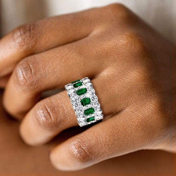 Emerald Green Stackable Band Ring Set for Women in Sterling Silver