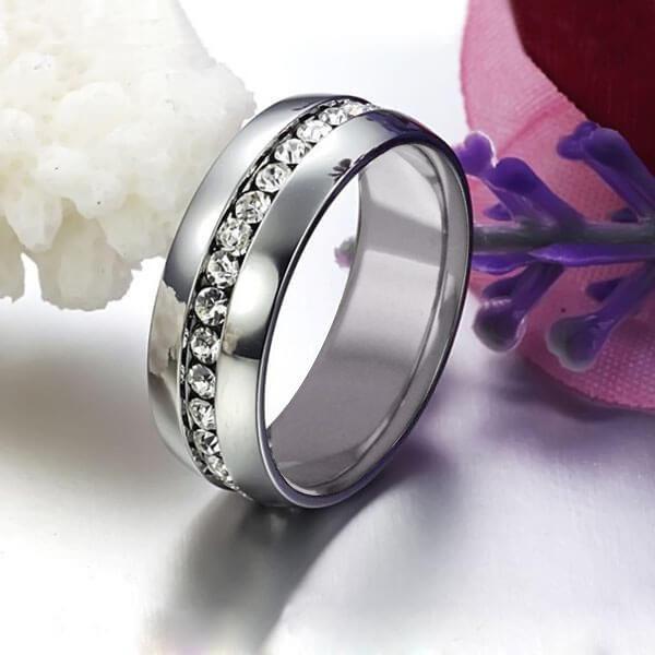 Men's Silver Titanium Wedding Band with White Sapphire Accent - Classic Comfort Fit