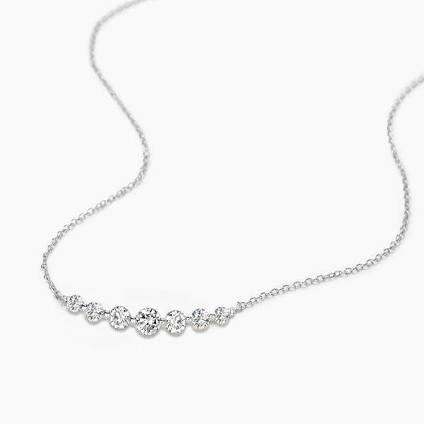 Dainty Round Cut Pendant Necklace in Rhodium-Plated 925 Sterling Silver