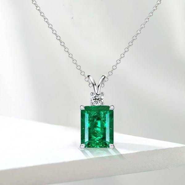 Emerald Cut Emerald Green Pendant Necklace in 925 Sterling Silver for Women
