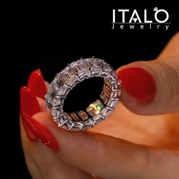 Emerald & White Sapphire Eternity Wedding Band for Women - Sterling Silver