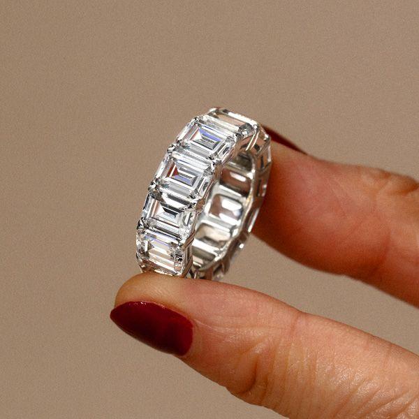 Emerald & White Sapphire Eternity Wedding Band in Sterling Silver (8.15 CT. TW.)