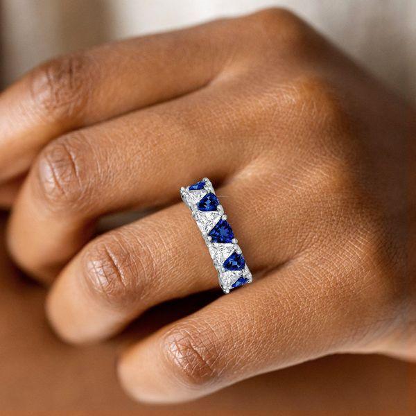 Blue & White Sapphire Triangle Eternity Band in Sterling Silver