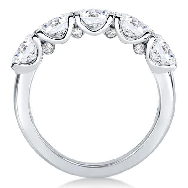 Oval Created White Sapphire Wedding Band in Sterling Silver (3.15 CT. TW.)