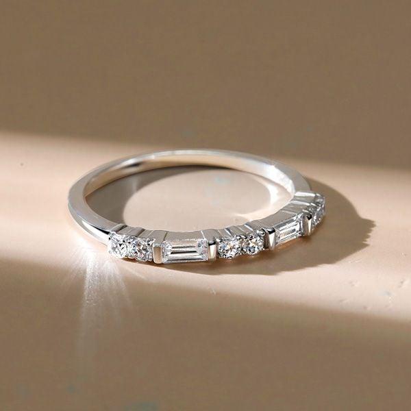 Thin Baguette Wedding Band in Rhodium-Plated Sterling Silver