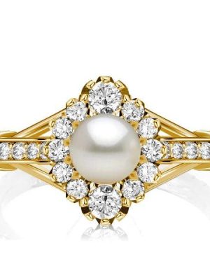 Antique Round Pearl Engagement Ring for Women in 925 Sterling Silver