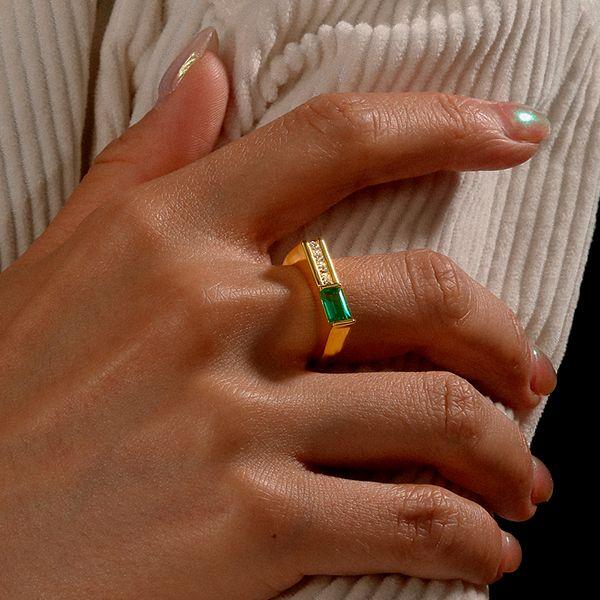 Emerald Green Wedding Band - Vintage Golden Bar Setting - 18K Gold Plated Sterling Silver