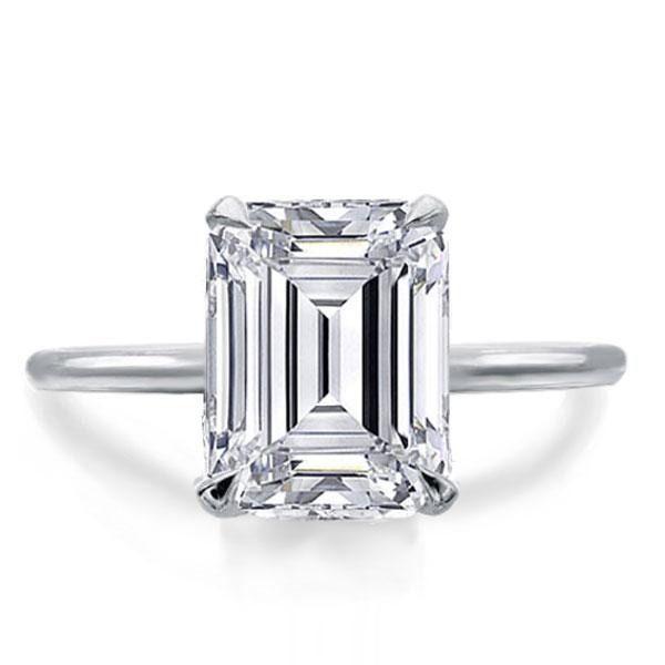 Emerald Solitaire Ring in 925 Sterling Silver - Elegant Everyday Wear