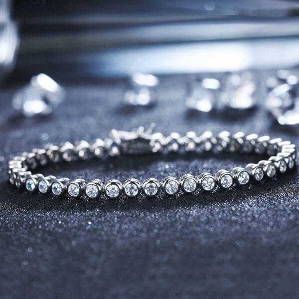 Sterling Silver Bezel-Set White Sapphire Tennis Bracelet (6-9 Inches)
